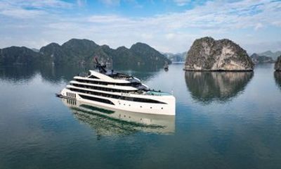 2D1N Halong Bay 6 Star Cruise with Bathtub Cabin