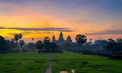 Angkor Wat Sunrise Day Trip from Phnom Penh All Inclusive