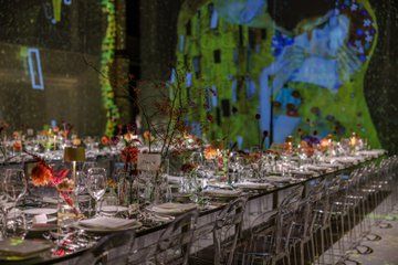 A floral dinner inspired by Frida Kahlo