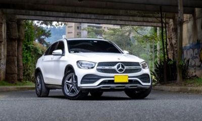 Medellín 3Hour Minimum Luxury Mercedes Benz Chauffeur Service