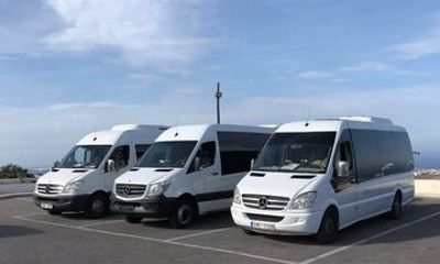 Private Santorini Airport Transfer with Meet and Greet