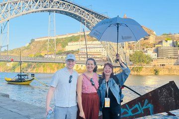 Porto History and Culture Walking Tour with Local Guides