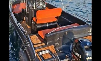 Explore Sveti Stefan and Queen Beach with Private Speedboat Tour