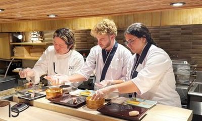 Traditional Sushi Making Class with Dashi in Hiroshima