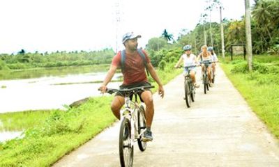 Cycling in Galle Suburb with Tour Guide