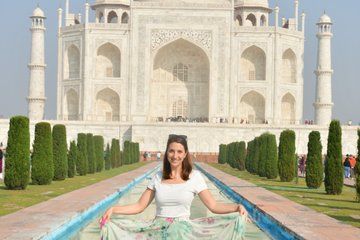 Taj Mahal Sunrise Tour from Delhi with Breakfast or Lunch