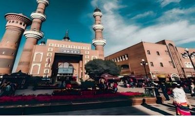 Northern Xinjiang Tour with Kanas Lake and Hemu