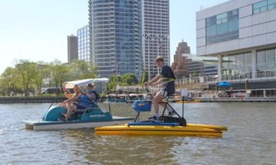 Paddling at Dock at Discovery World