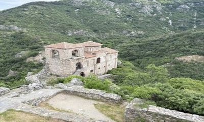 Asen Fortress and Bachkovo Monastery Tour with Wine Tasting