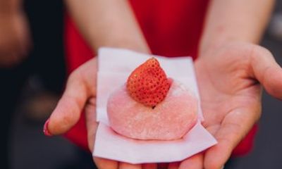 Osaka Retro Streets and Street Food Walking Tour