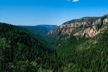 Private Grand Canyon Sedona Oak Creek Canyon Tour from Scottsdale