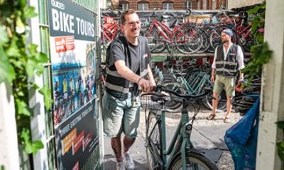 Self-Guided Bike Tour in Berlin with Local Route Tips