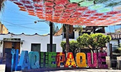Tlaquepaque and Tonalá Artisan Route from Guadalajara