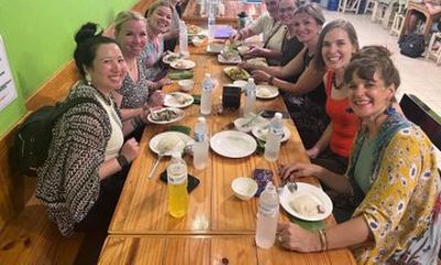 Chiang Mai Evening Northern Food Tour with Local Red Truck Ride