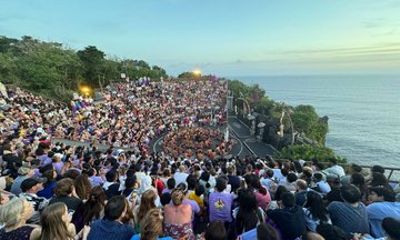 Jimbaran Bay and Uluwatu Sunset Kecak Dance Tour