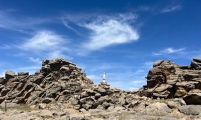 Bogd Khan Mountain Tsetsee Gun Peak Hike and Monastery Ruins Tour