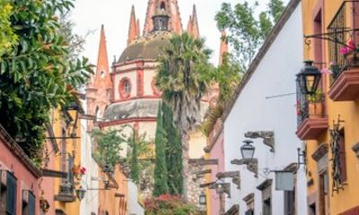 From Mexico City to San Miguel de Allende Private Round Transfer