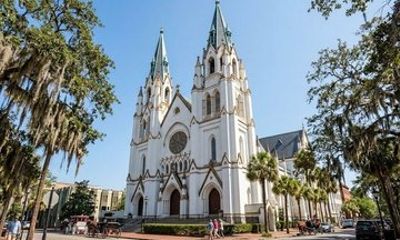 Savannah Historic District Guided Sightseeing Tour