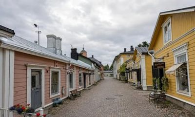 Porvoo Self Guided Audio Walking Tour Painted Stories and Quiz