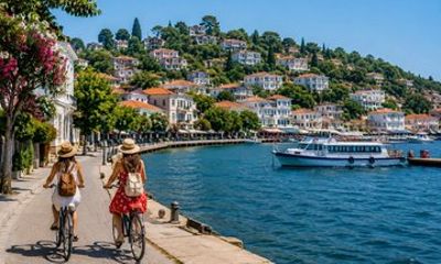 Istanbul Princes' Islands Tour Büyükada and Kınalıada with Lunch