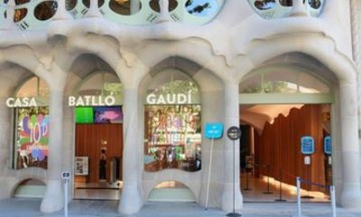 Casa Batlló Ticket with Private Residence, Rooftop and AR Guide
