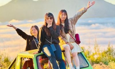Mount Batur Sunrise Jeep Tour with Black Lava