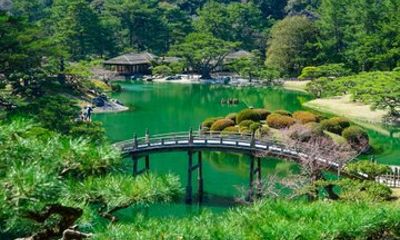 Day trip Takamatsu tour from Okayama