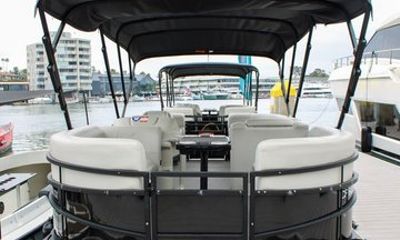 Pontoon WX E-Boat Rental in Newport Beach