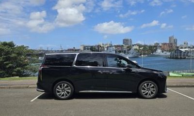 Sydney to Port Stephens Luxury Coastal Escape and Sand Dunes Tour