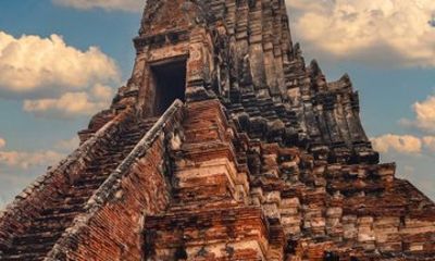 Bangkok Private Day Tour to Ayutthaya Temples and Baiyoke