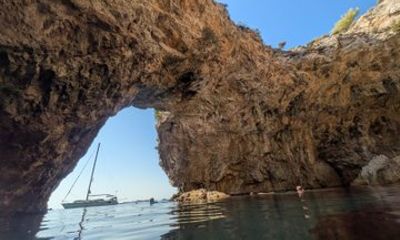 Private Trip All Inclusive Daily Sailing with BBQ on Board