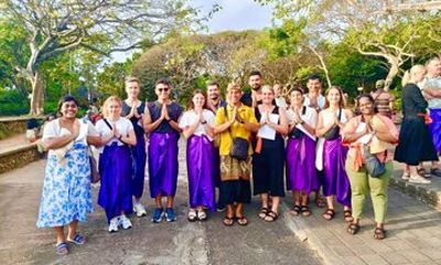 Uluwatu Temple Walking Tour With Sunset Kecak Dance Show