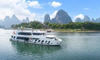 Li River Cruise and Impression Liu Sanjie Tour