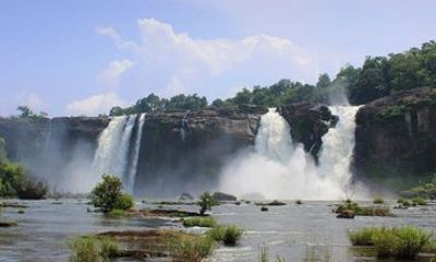 Private 9 Day Kerala Tour Athirappilly Marari Alleppey and Kochi