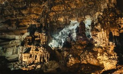 Private Tour with Mira de Aire Caves
