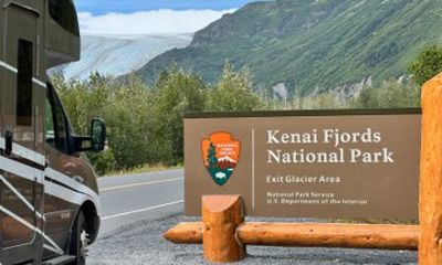 Anchorage to Seward Cruise Transfer with Exit Glacier