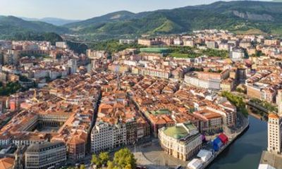 Bilbao Private City Highlights Tour