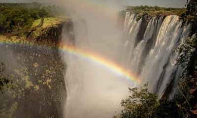 Victoria Falls Guided Walking Tour from Livingstone