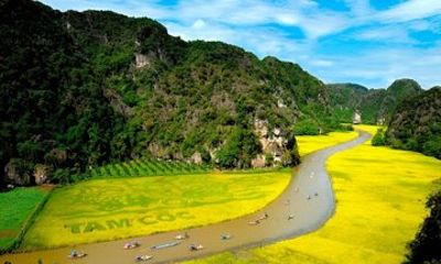 3 Days Private Tour Hanoi to Ninh Binh and Ha Long Bay