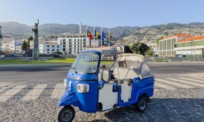 Funchal Private Guided Tuk-Tuk Tour of the City Highlights