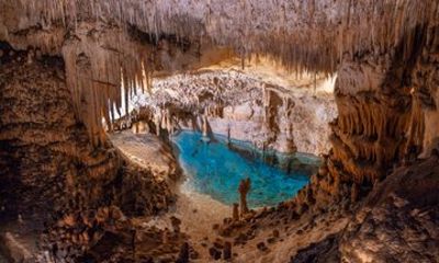 Private Drach Caves & Mallorca Pearl Factory Tour