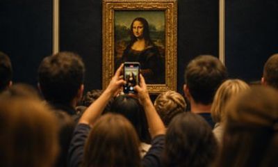 Louvre Museum VIP Group Tour and Optional Airport Transfer
