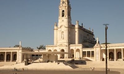 Porto to Lisbon Private Tour Fatima Tomar and Batalha