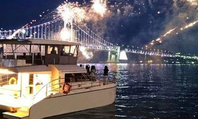 Busan's Gwangalli Beach Yacht Tour Experience