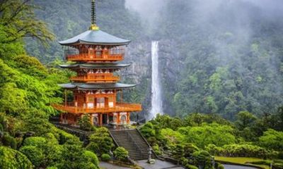 Mount Koya Nachi Waterfall and Wakayama Tour