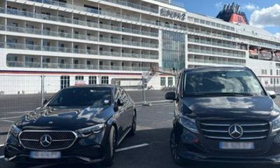 Bayeux to Paris: Private Transfer with Optional Giverny Stop