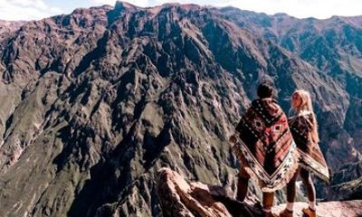 Colca Canyon Full Day Tour with Andean Condors and Hot Springs