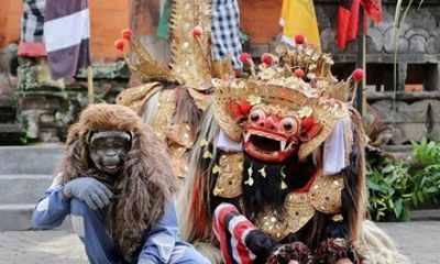Barong Dance, Temple, Falls and Rice Terrace in Private Ubud Tour