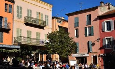 Provence Countryside and Grasse Perfume Tour from Nice
