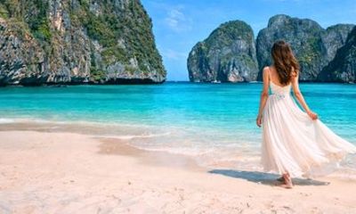 Phi Phi Speedboat Day Tour with Buffet Lunch